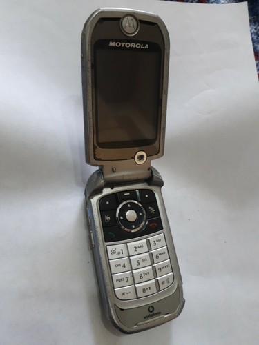Motorola v1050 vodafone - v1050,