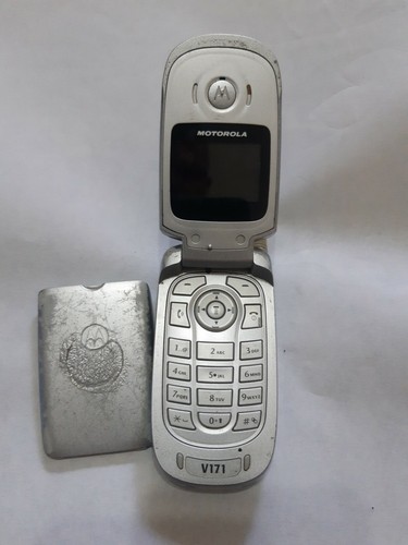 Motorola v171 phone gsm - motorola,